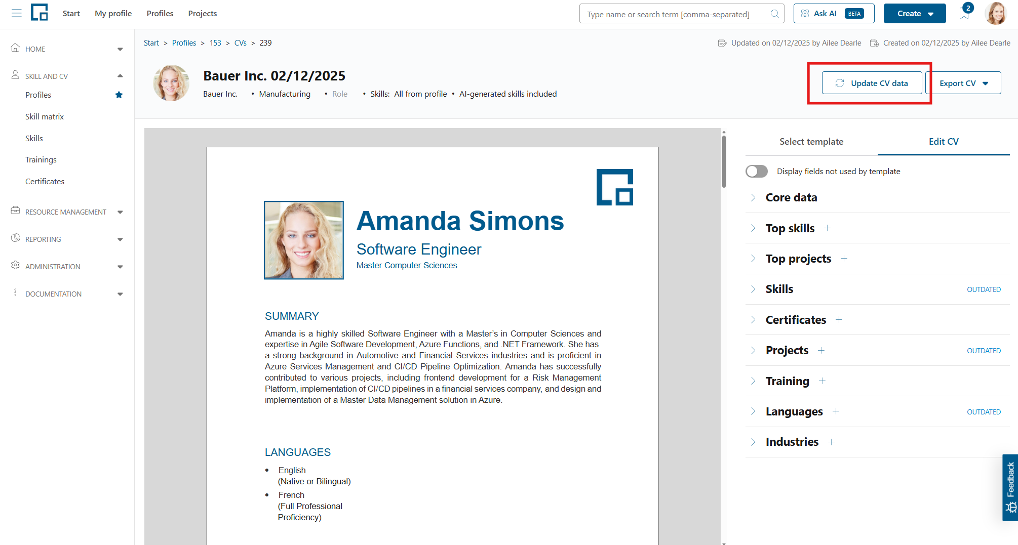 Update CV data button highlighted in the CV header, with outdated categories marked in the editor